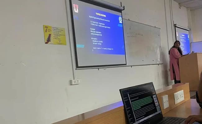 VNR VJIET, Hyderabad Labs 1.webp