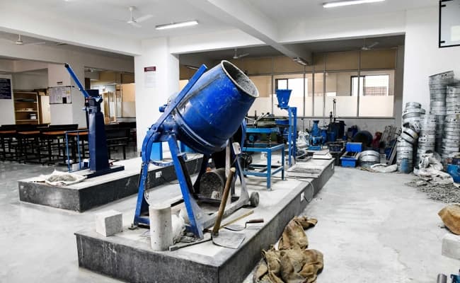 DYPIU, Pune Labs 4.webp
