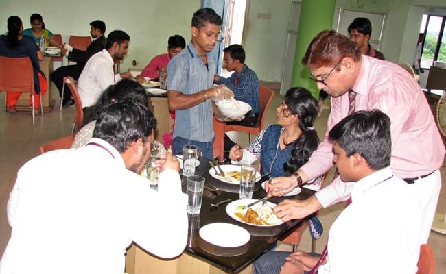 IMIS Cafe-4.webp