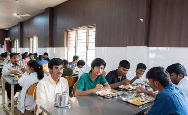 cafe3-cafeteria