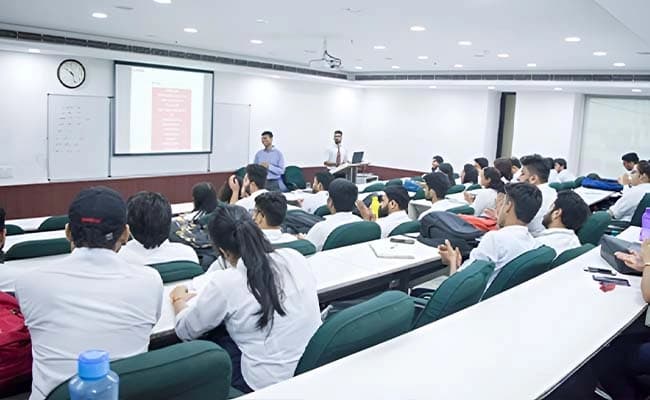 APIM Jasola Vihar, Delhi Classroom 2.webp