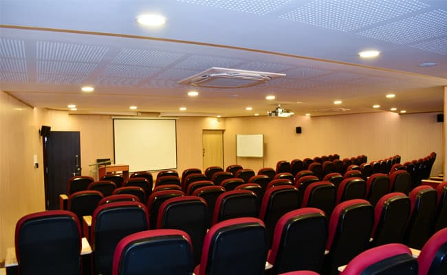 1-0002-layer-3-classroom-221