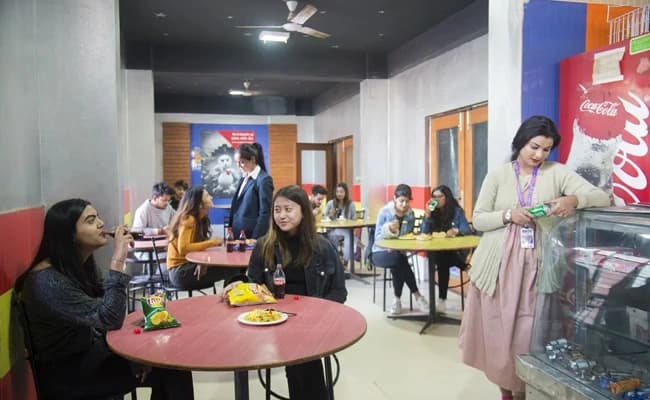 JNU, Jaipur Cafe 3.webp