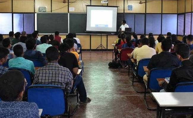 gallery-0004-class1-classroom-21