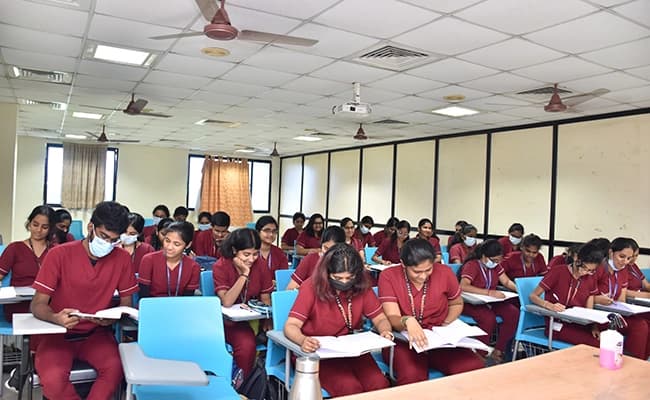 classroom3-classroom-10