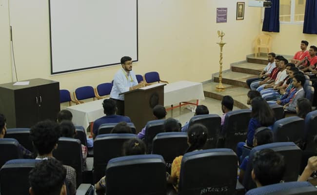 01-classroom-2