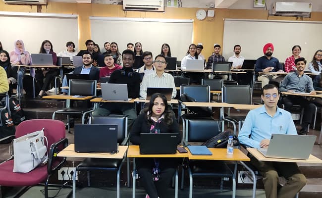 gallery-0001-class4-classroom-69