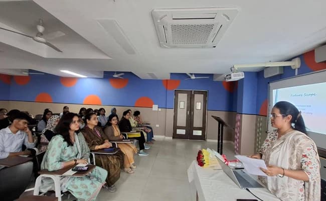 JNU, Jaipur Classroom 4.webp