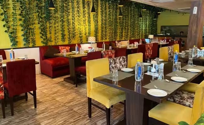 dr-ram-manohar-lohiya-national-law-university-rmlnlu-lucknow-cafeteria-0003-layer-2-cafeteria
