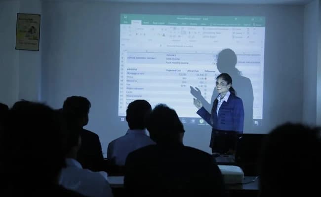 IIAM, Vishakhapatnam Classroom 4.webp