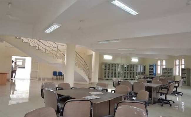 1-0002-layer-3-classroom-88