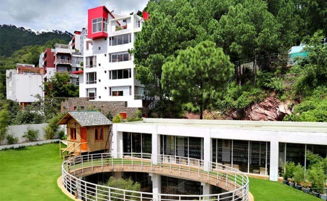 Shoolini University, Solan Infra 1.webp