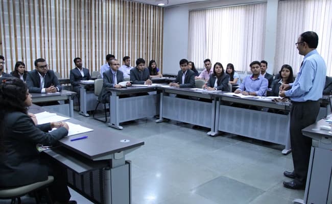 CBS Kolkata Classroom 5.webp