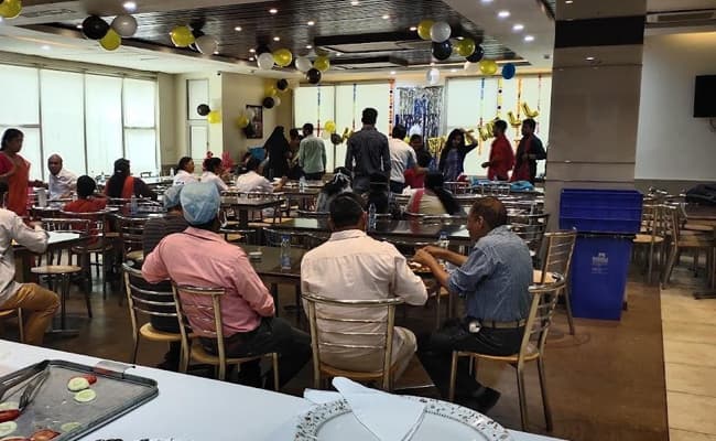 cafeteria-2-cafeteria-40