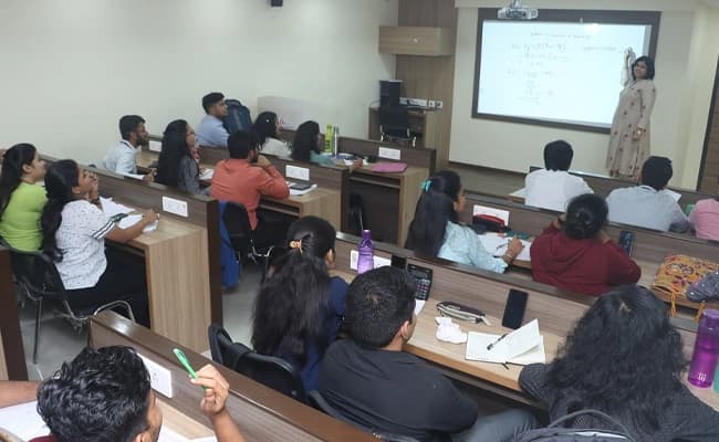 GNIMS, Mumbai Classroom 3.webp