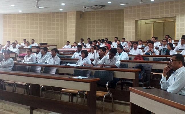 class3-classroom-24