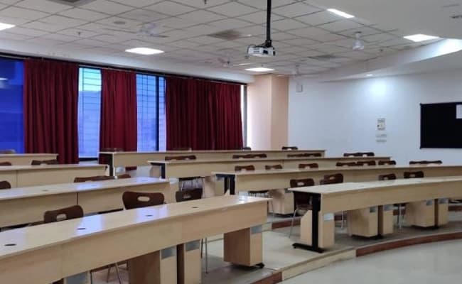 SIBM, Bangalore Classroom 1.webp