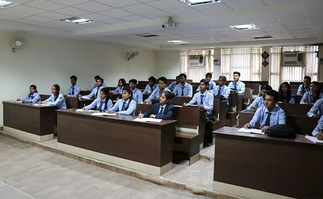 classroom-classroom-16