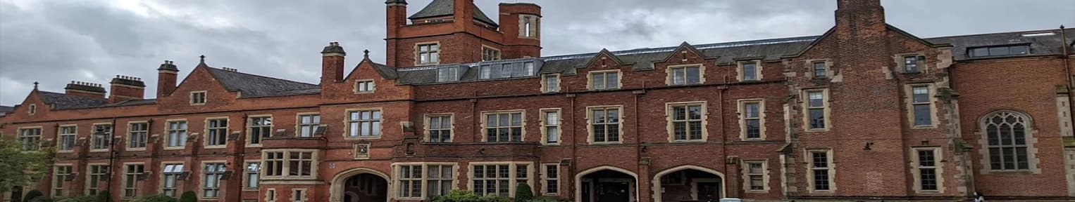 Queen"s University Belfast