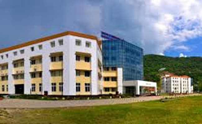 ational-law-university-and-judicial-academy-nlujaa-guwahati-infrastructure-0001-layer-4-infrastructure
