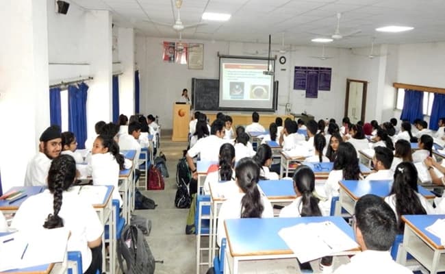 class1-classroom-7