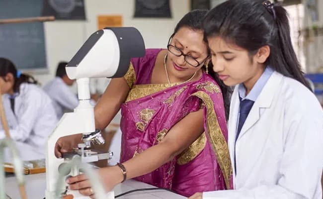 HCST, Mathura Labs 4.webp