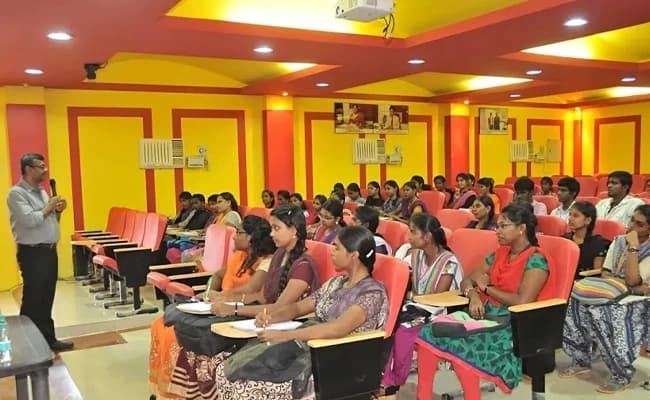 VelTech University, Chennai Classroom 5.webp