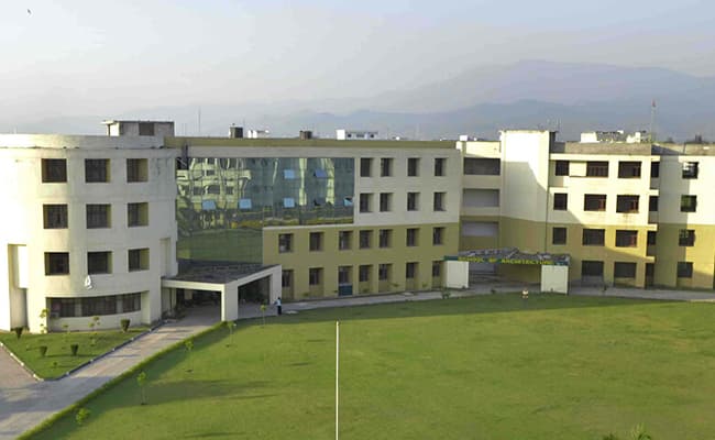 baddi-university-of-emerging-sciences-and-technologies-buest-infrastructure-0004-layer-1-infrastructure