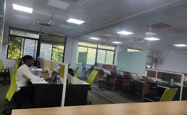 MMCOE, Karve Nagar Pune Classrom 3.webp