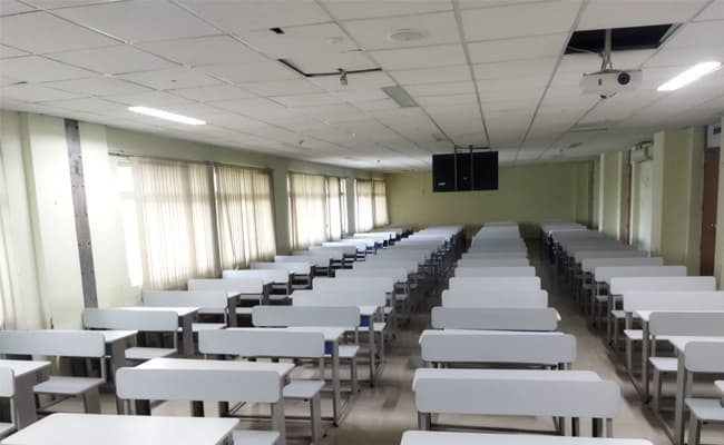 1-0003-layer-2-classroom-110