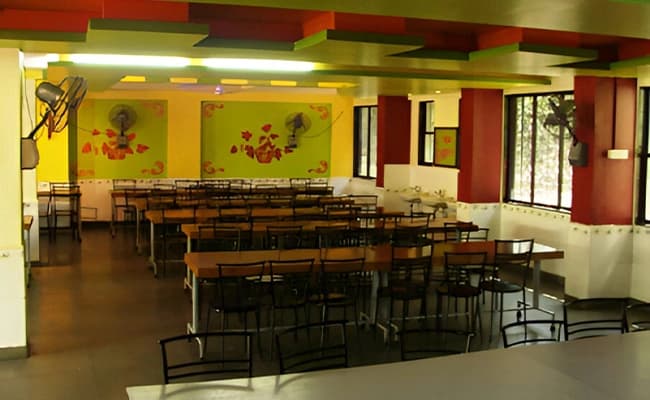 SFIMAR, Mumbai Cafeteria 1.webp