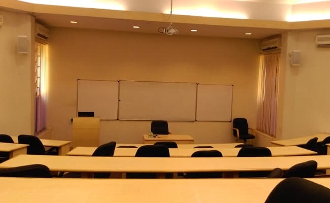 NIBM, Pune Classroom 1.webp