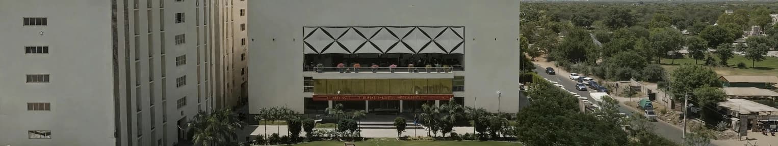 IQ City United World School of Business