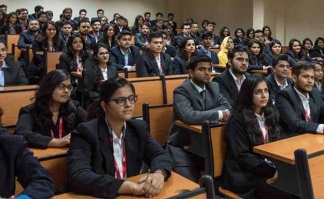 MET IPGDM, Mumbai Classroom 2.webp