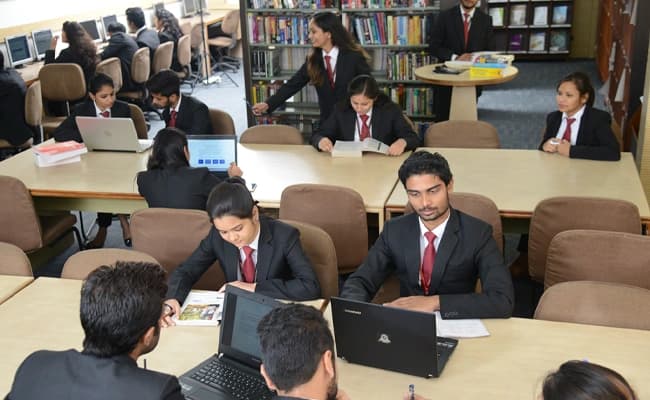 GLBIMT, Greater Noida Labs 1.webp