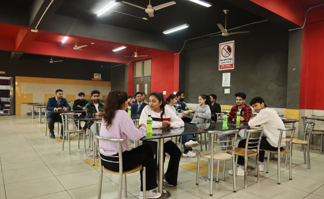 global-institute-of-technology-git-cafeteria-0003-layer-1-cafeteria