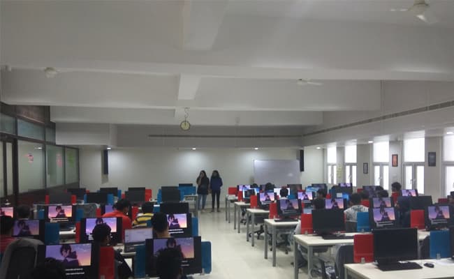 1-0003-layer-2-classroom-113