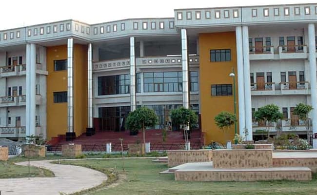 dr-ram-manohar-lohiya-national-law-university-rmlnlu-lucknow-infrastructure-0001-layer-4-infrastructure