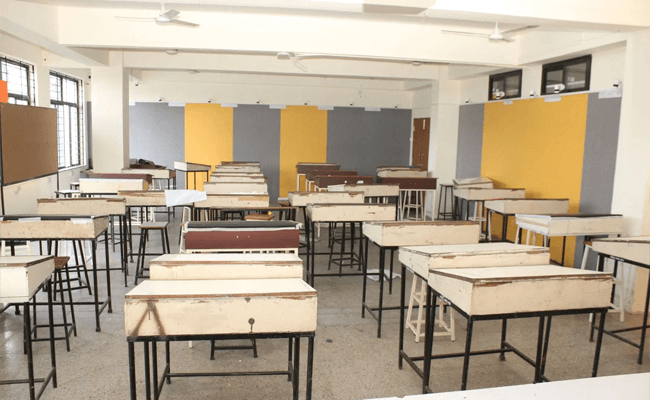 MMIT, Pune Classroom 4.png