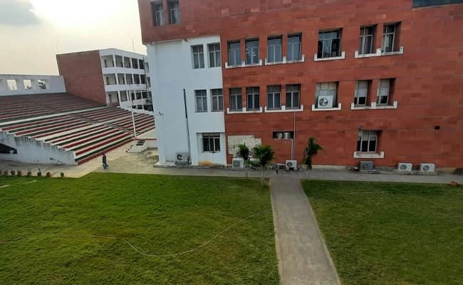 VVIT University, Guntur Infra 4.webp