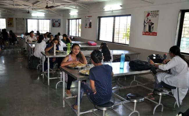 cafe1-cafeteria-12