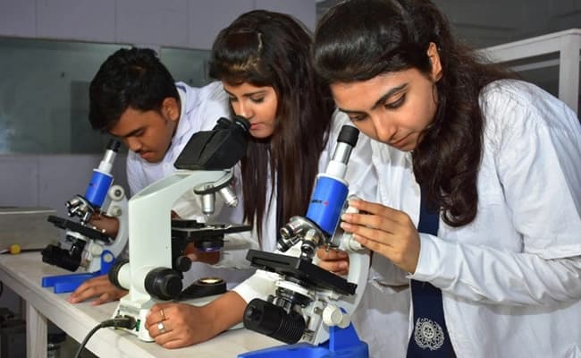 UEM, Kolkata Labs 5.webp