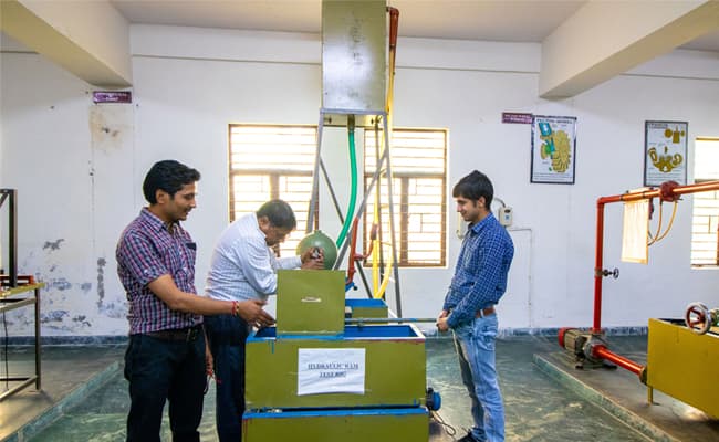 dronacharya-group-of-institutions-dgi-0010-lab-lab