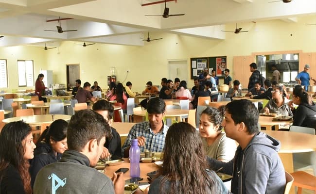 SXUK, Kolkata Cafe 1.webp