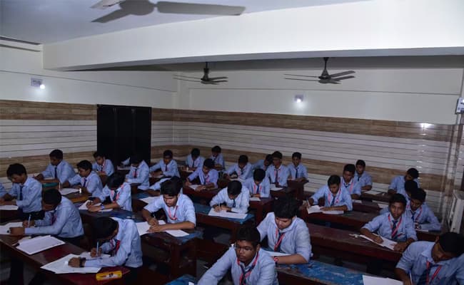 01-classroom-3