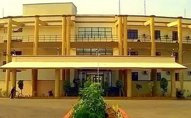hidayatullah-national-law-university-hnlu-raipur-infrastructure-0002-layer-3-infrastructure