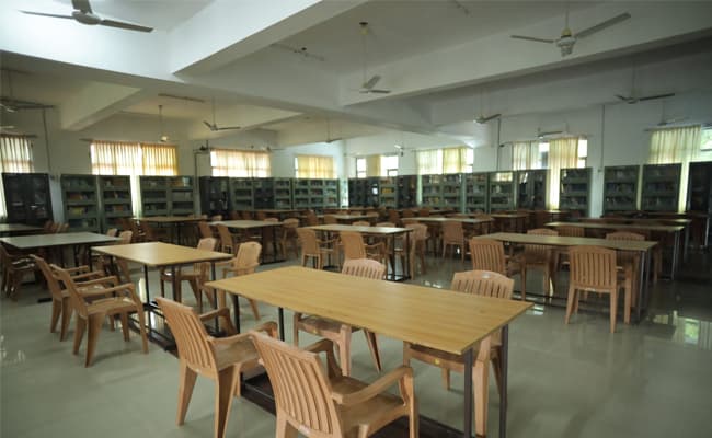 9-0000-class-classroom-2
