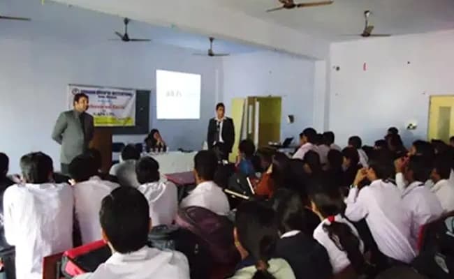 classroom1-classroom-49